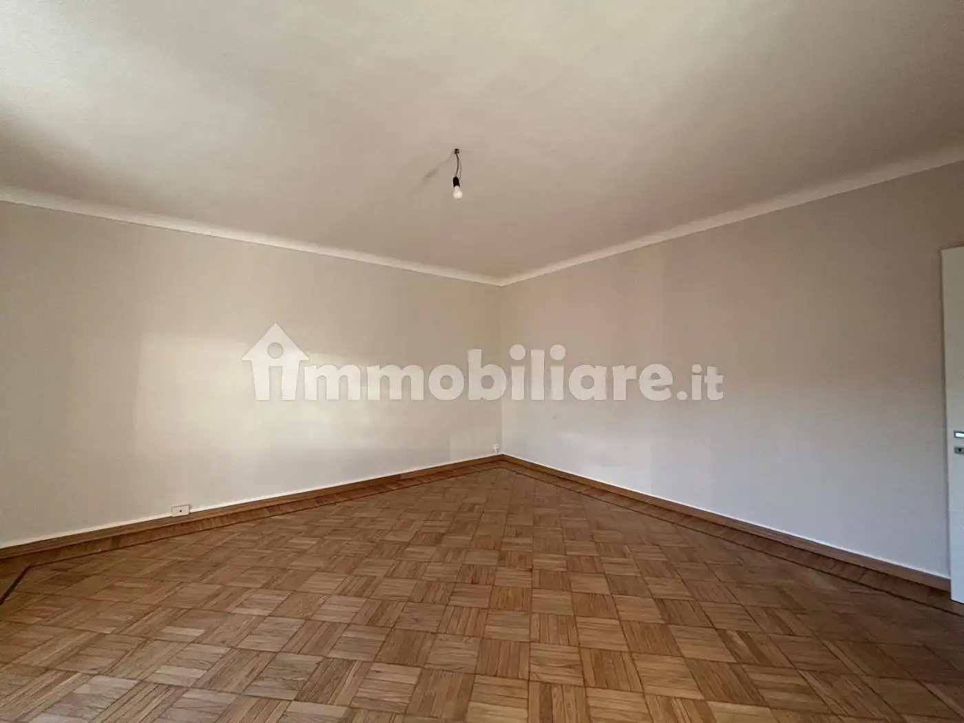 Quadrilocale piazza Martiri della Libertà 2, Breo, Mondovì - foto 3