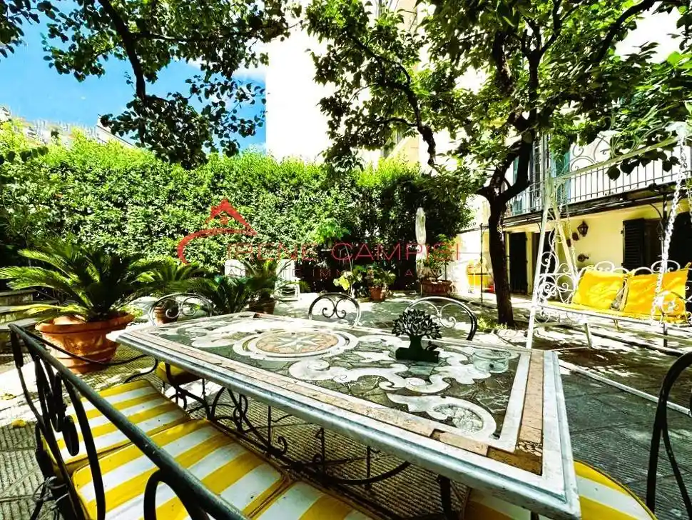 Villa in vendita a Firenze