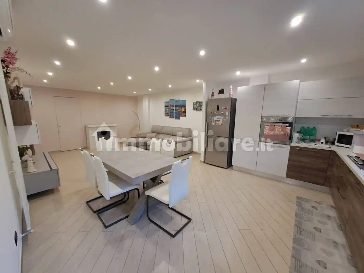 Appartamento in vendita a Valenzano