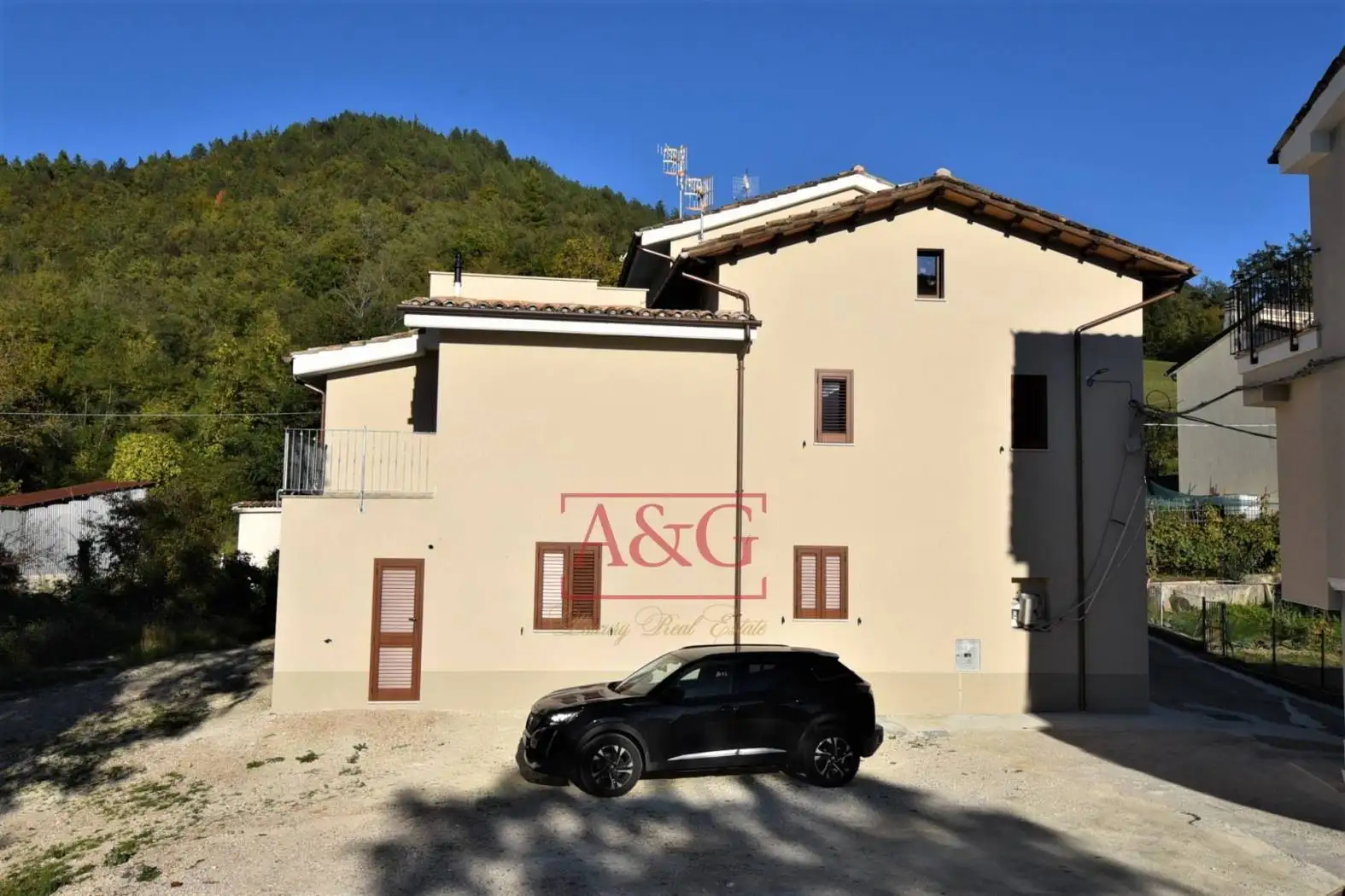 Casa indipendente in vendita a Amandola