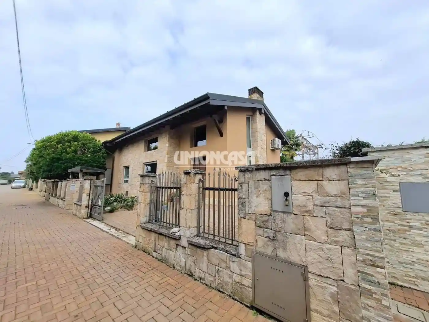 Villa in vendita a Venegono Superiore