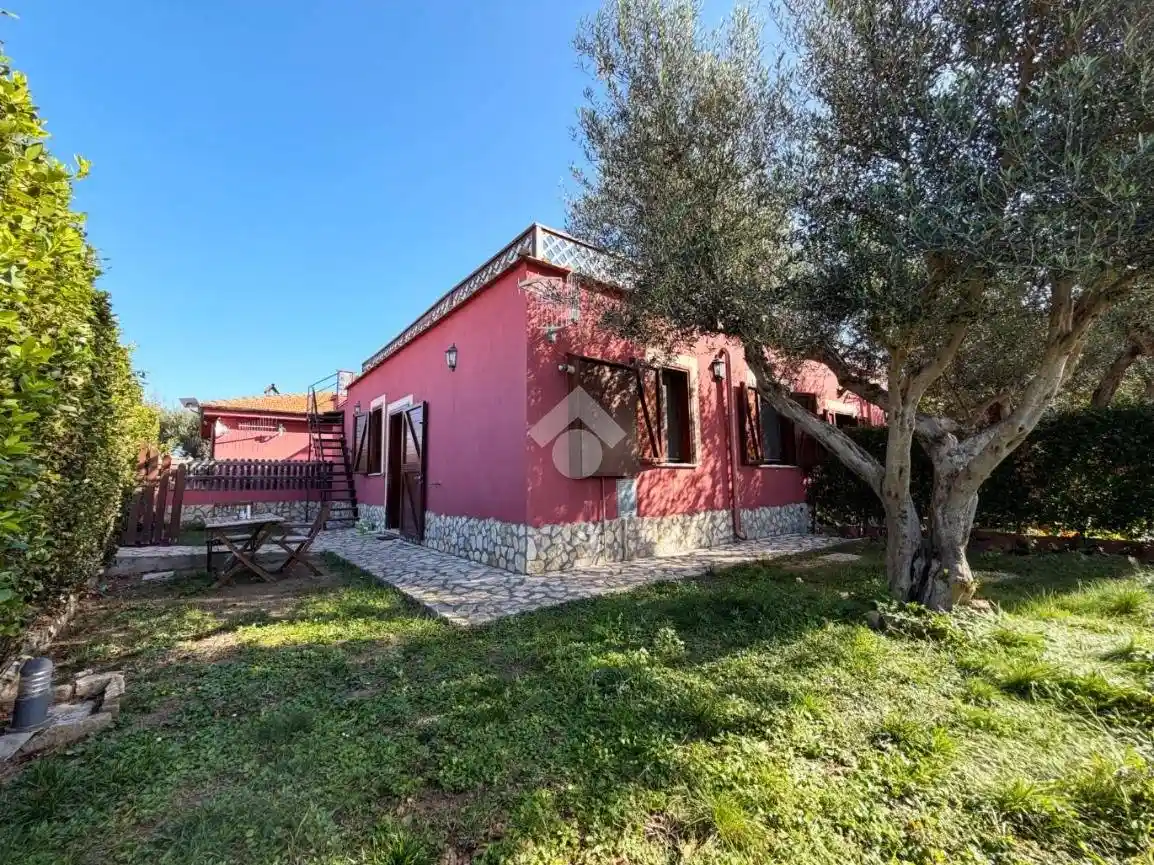 Villa in vendita a Montalto di Castro