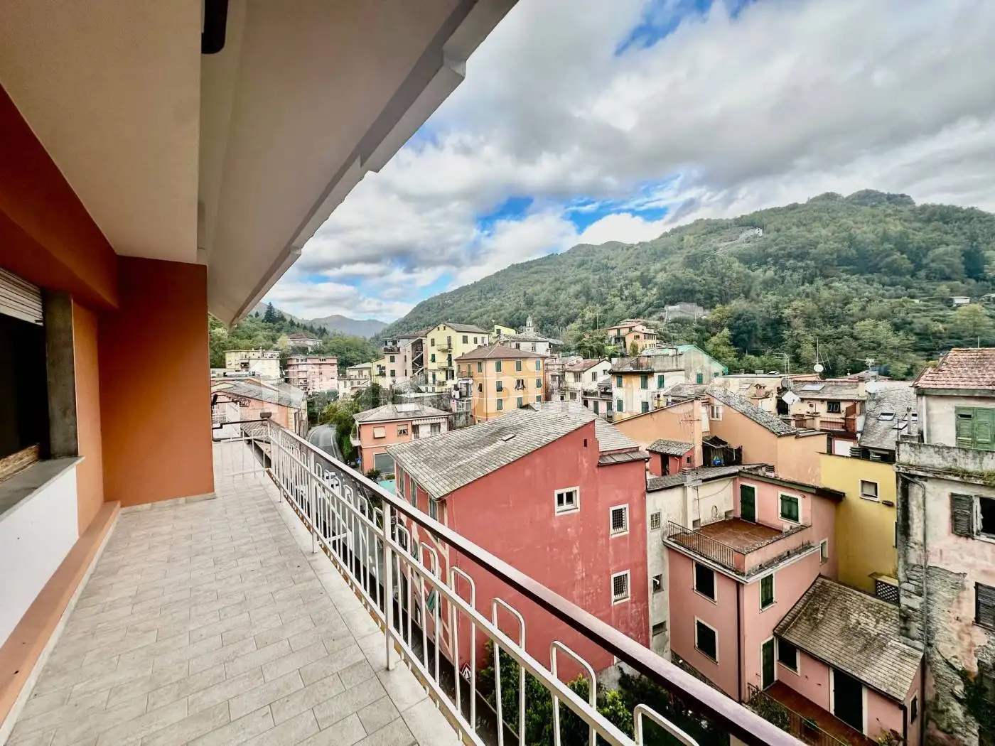 Appartamento in affitto a Borzonasca