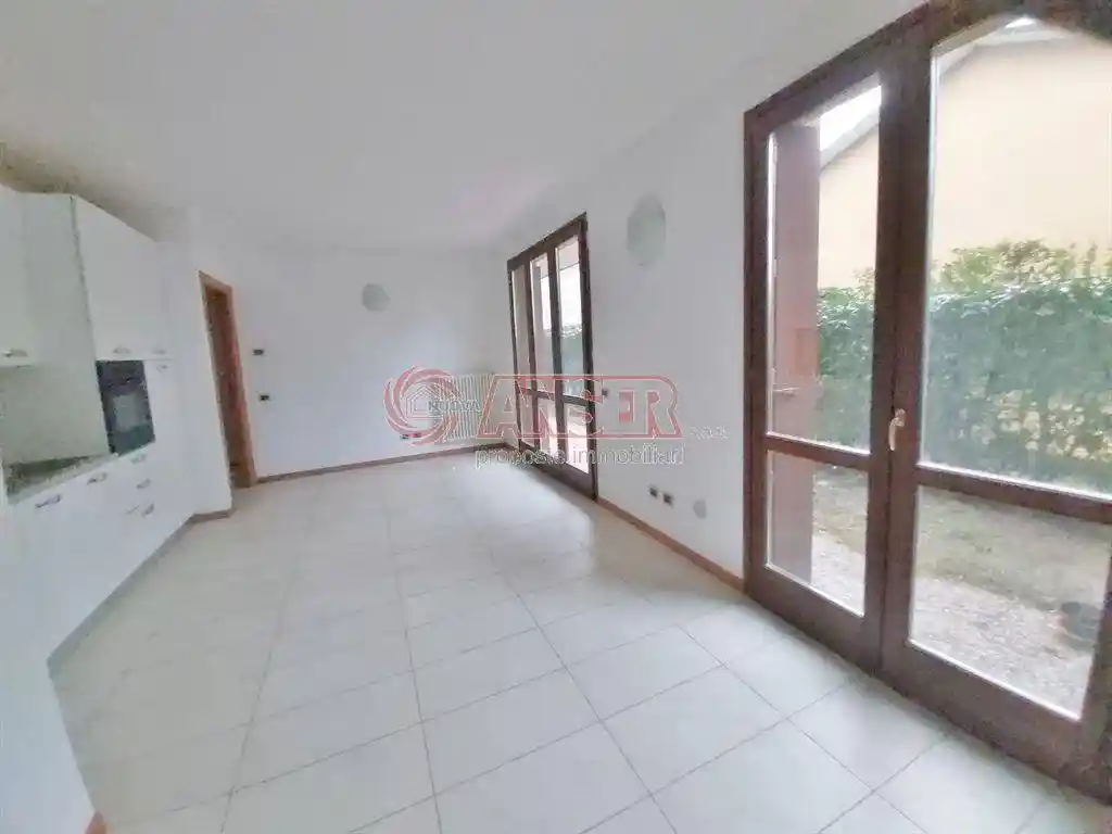 Trilocale via Cortisella 20/22, Castello, Lecco - foto 3