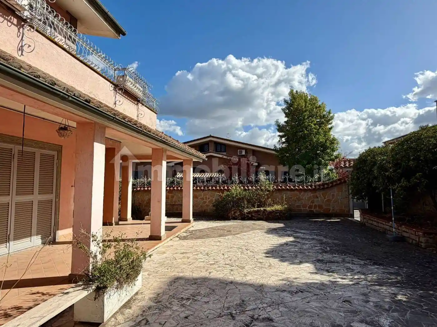 Villa unifamiliare via Portigliola, Morena, Roma - foto 2