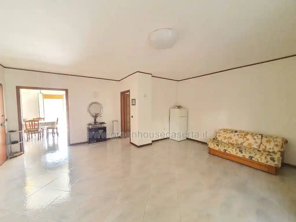 Quadrilocale via Capitano Laviano 48, Stadio, Caserta - foto 2