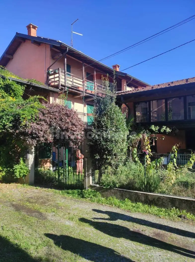 Casa indipendente in vendita a Borgo Ticino