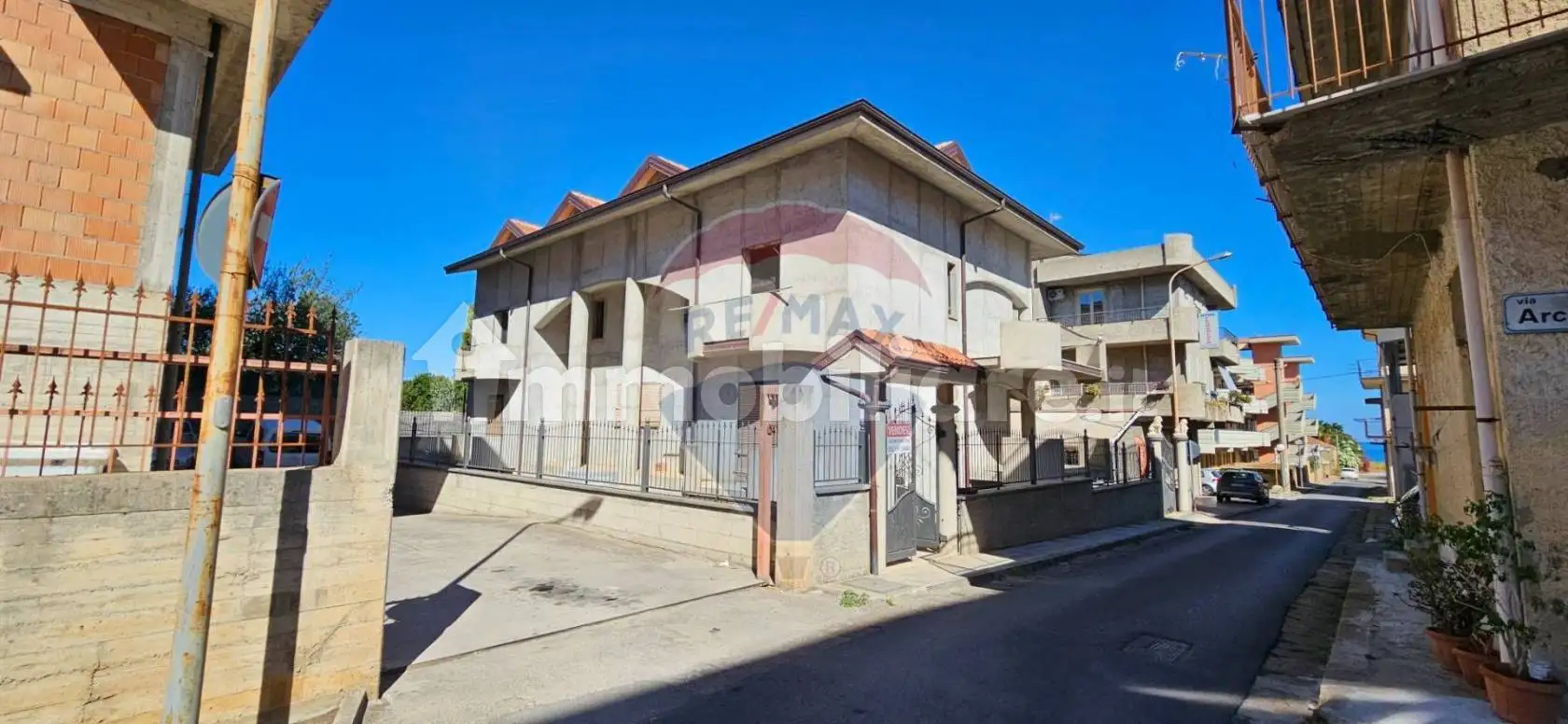 Villa in vendita a Acquedolci