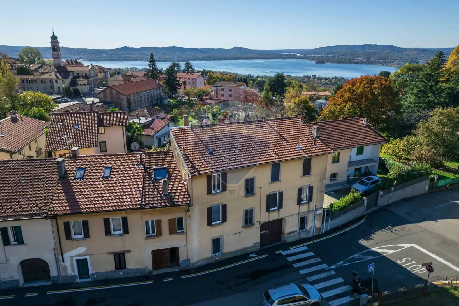 Appartamento in vendita a Comerio