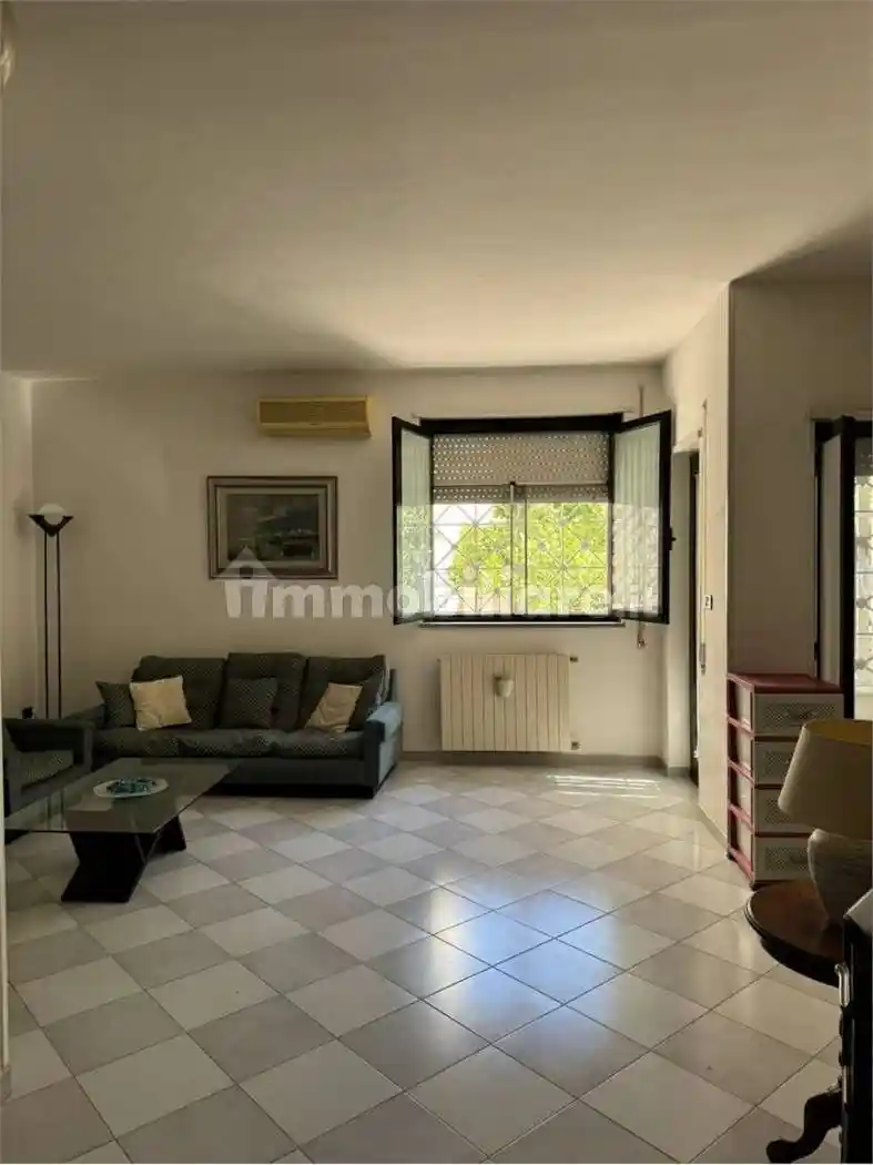 Trilocale via Santa Maria del Casale, 36, Casale - Materdomini, Brindisi - foto 4