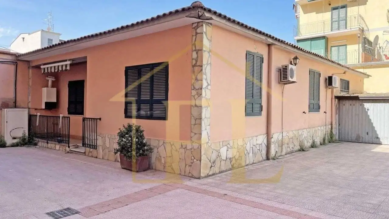 Villa in vendita a Arzano