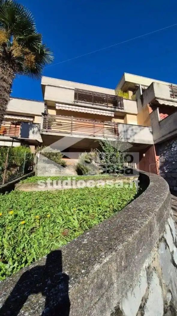 Trilocale primo piano, Centro, Costa Volpino - foto 4