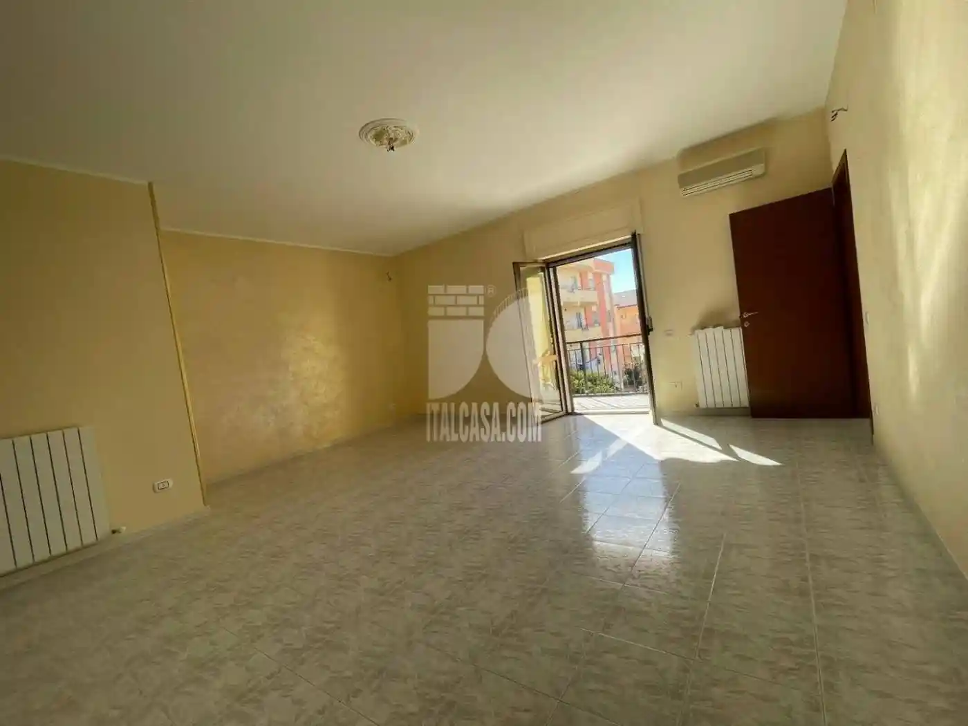 Quadrilocale via thailandia, Tufolo, Farina, Crotone - foto 2