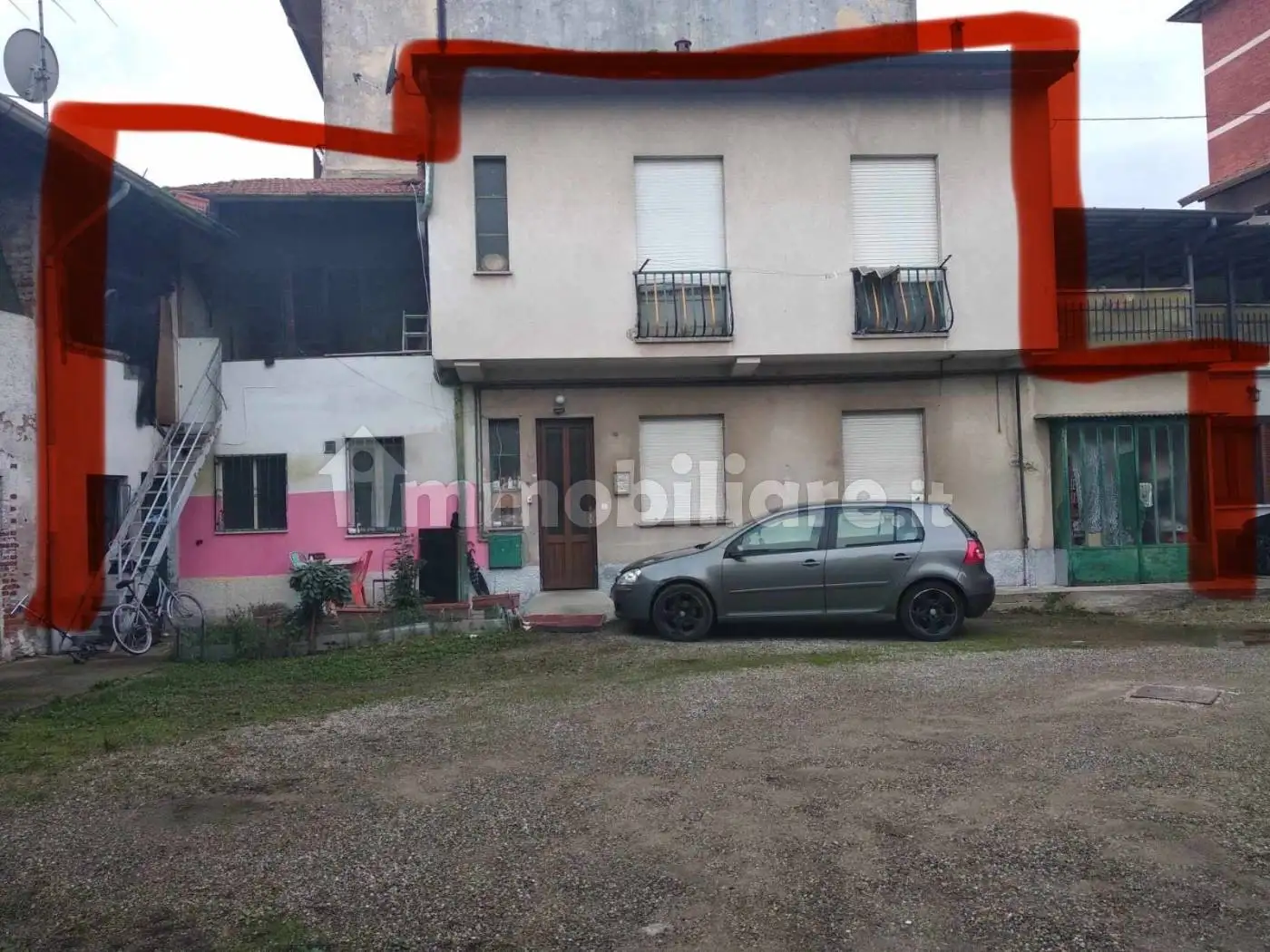Rustico - Casale in vendita a Venegono Inferiore