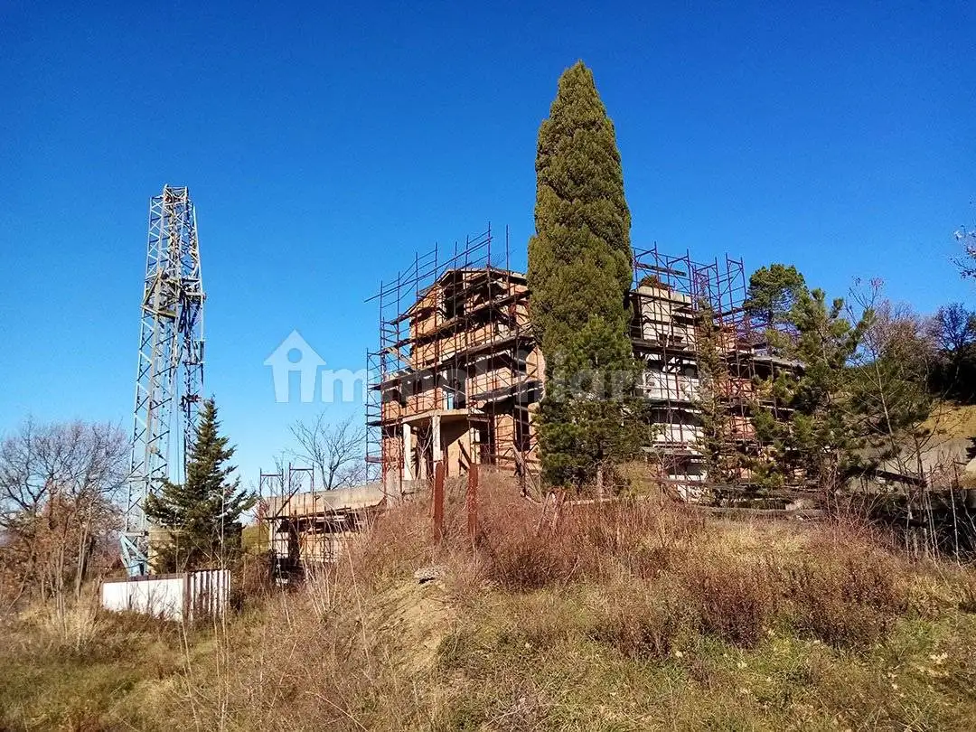 Villa in asta a Arezzo