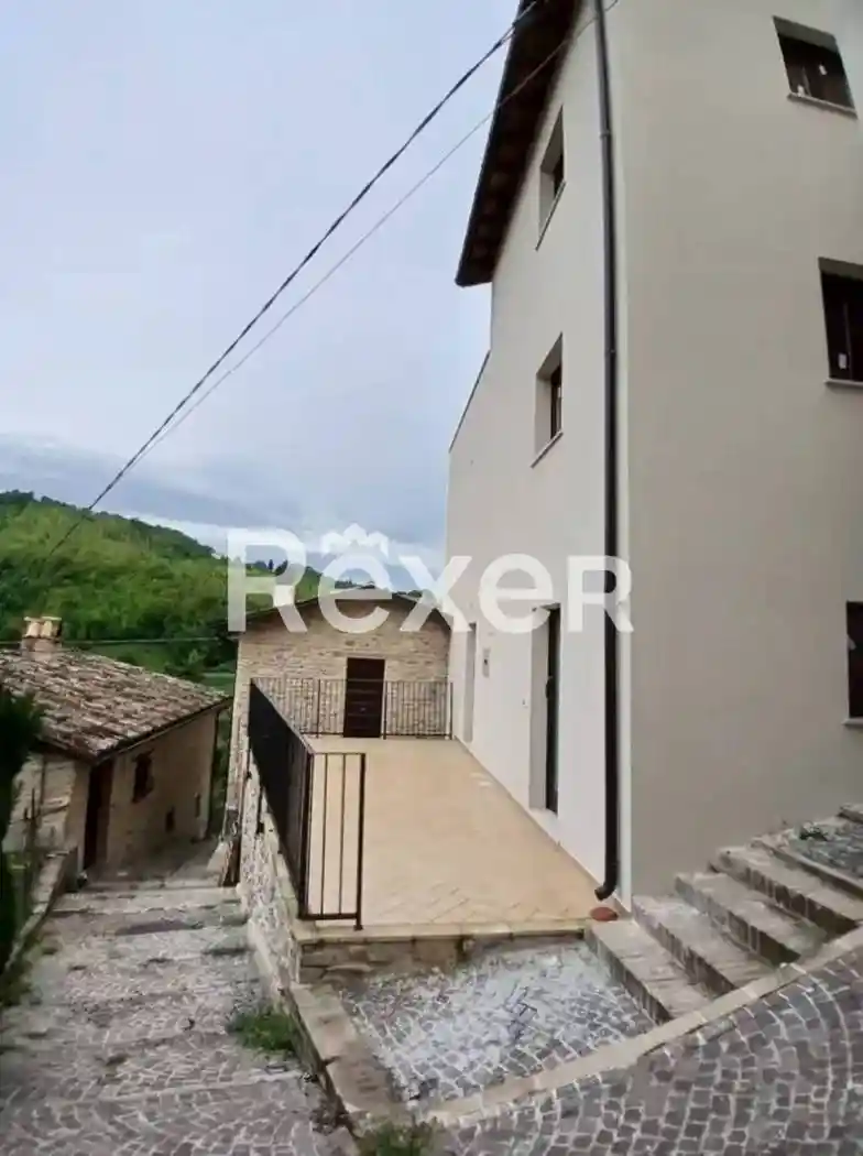 Terratetto unifamiliare via Guglielmo Oberdan, Centro, Arsita - foto 2