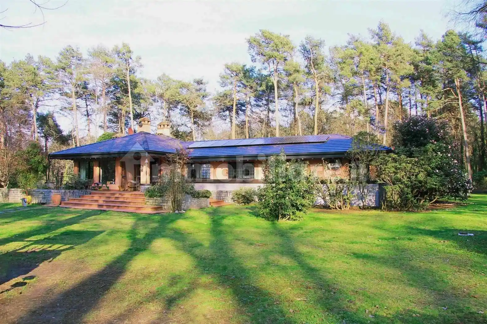 Villa in vendita a Borgo Ticino