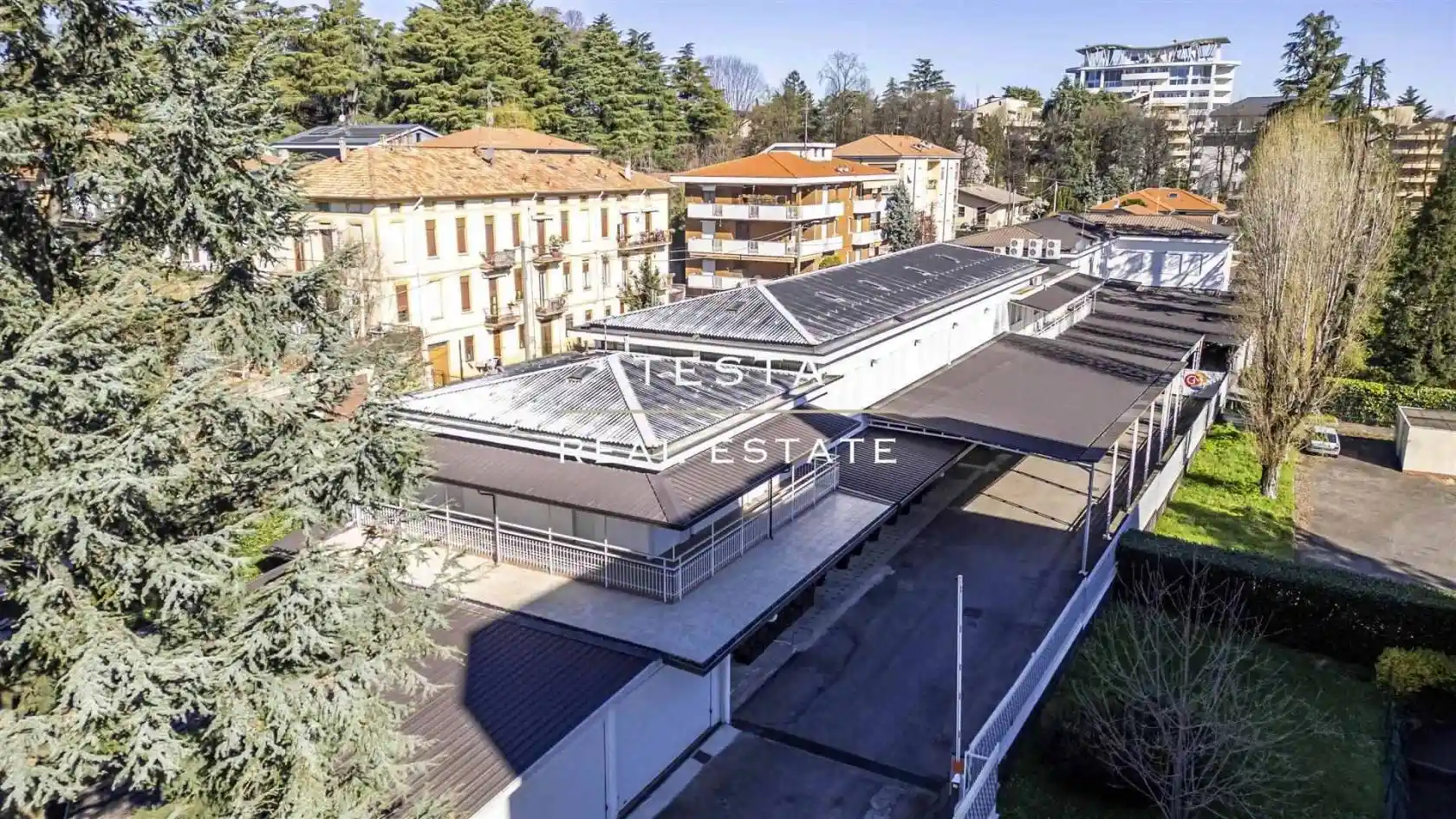 Palazzo - Edificio in vendita a Gallarate