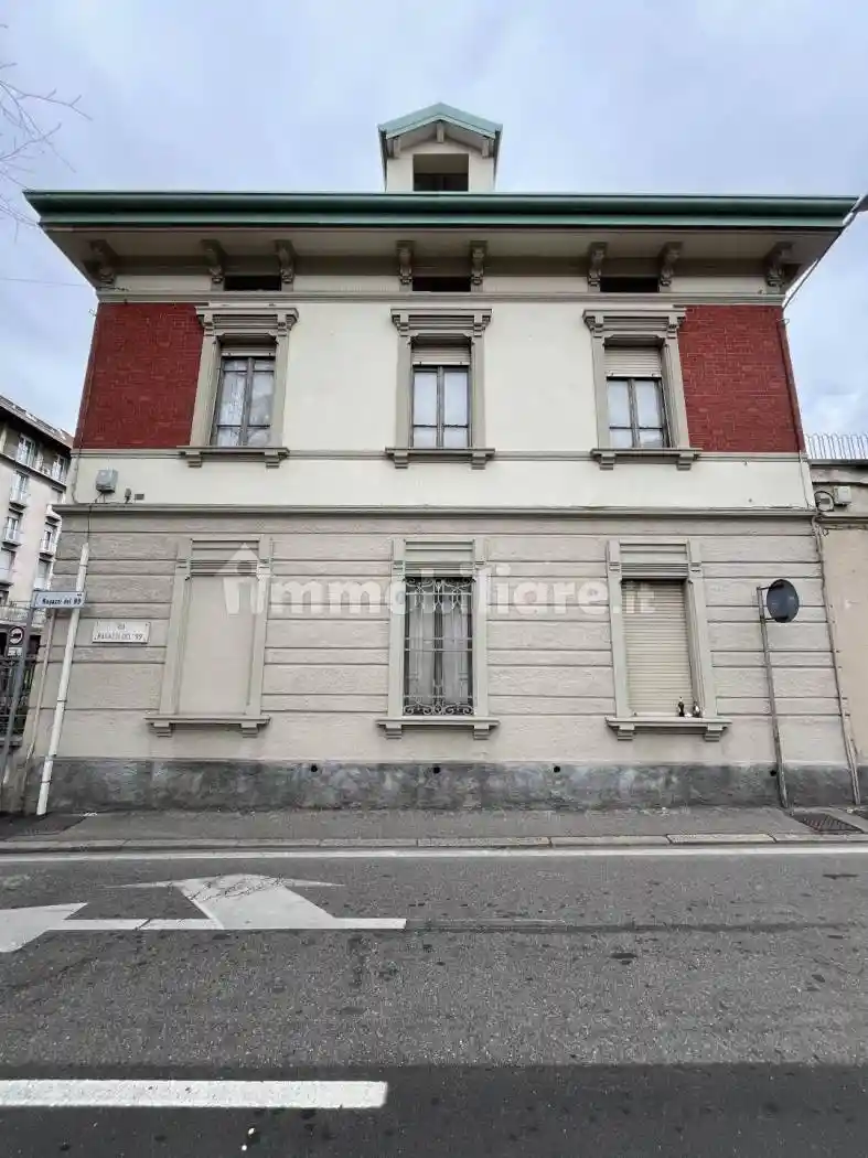 Casa indipendente in vendita a Gallarate