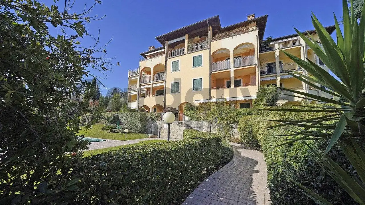 Appartamento in vendita a Gardone Riviera