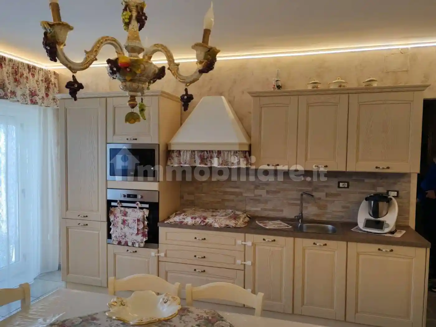 Trilocale via Suor Anna Cantalupo 13, Via delle Calcare, Catania - foto 3