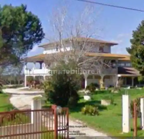 Villa in vendita a Pontinia