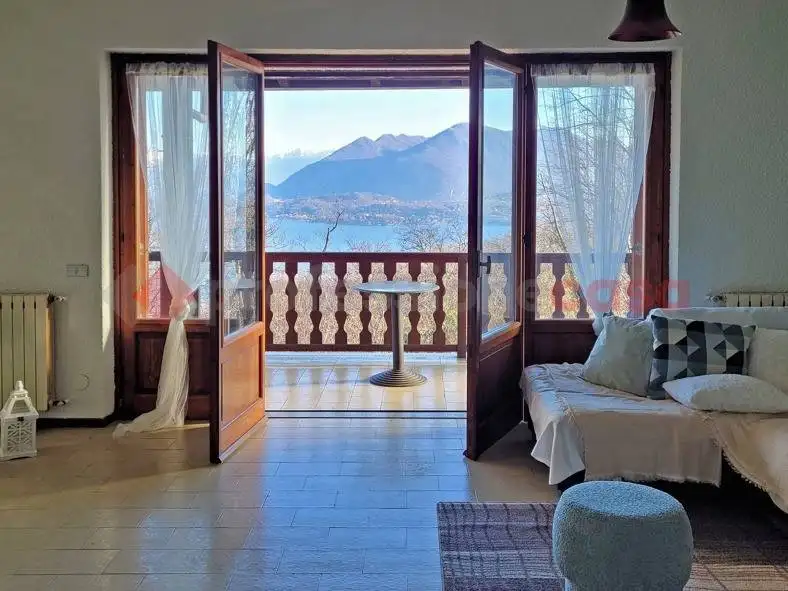 Villa in vendita a Stresa