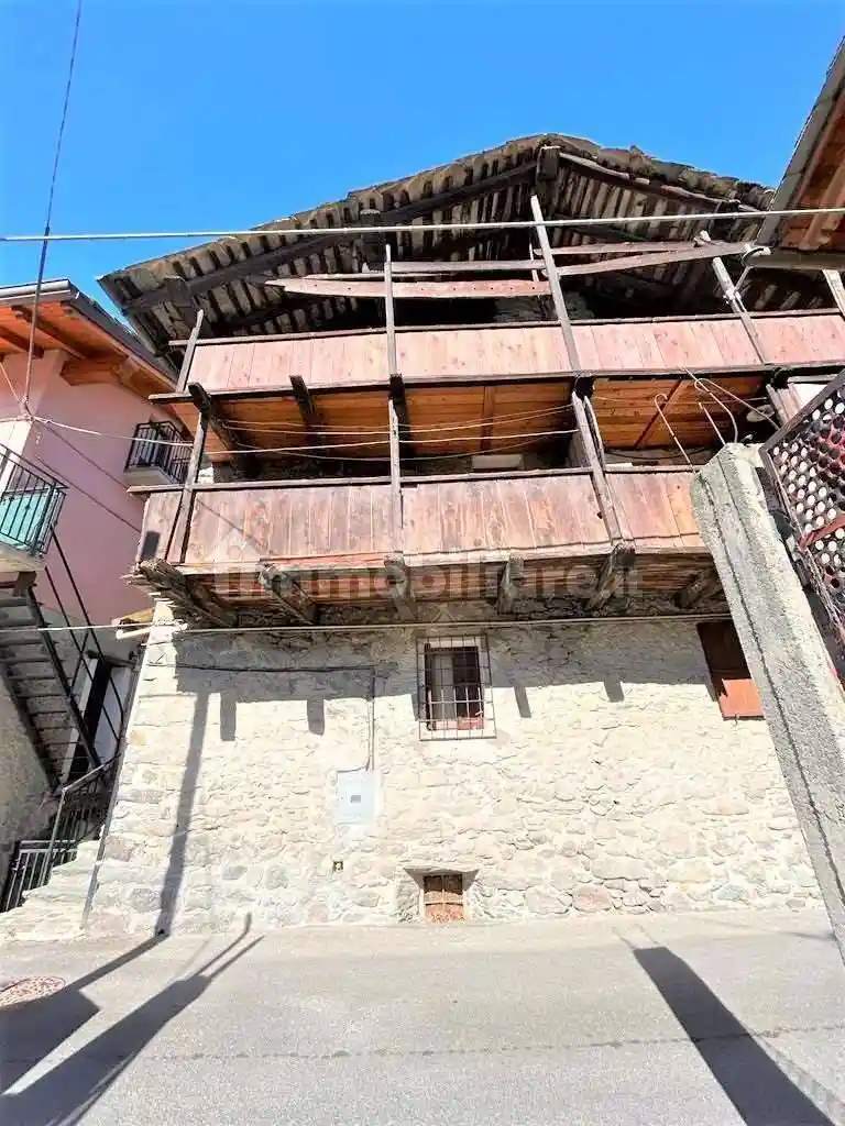 Terratetto unifamiliare frazione Viering, Viering, Champdepraz - foto 3