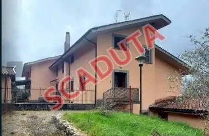 Attico - Mansarda in asta a Petrella Salto