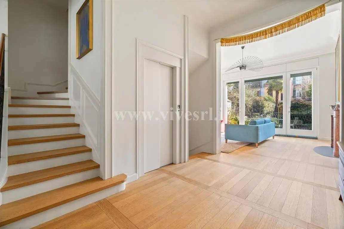 Villa in vendita a Milan