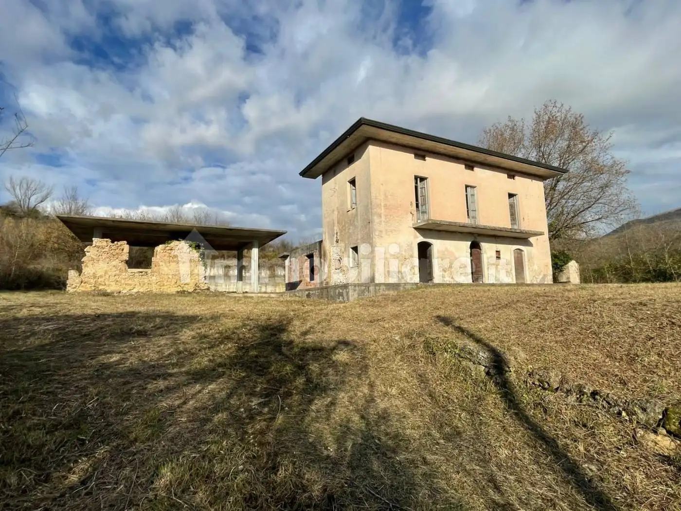 Rustico - Casale in vendita a Broccostella