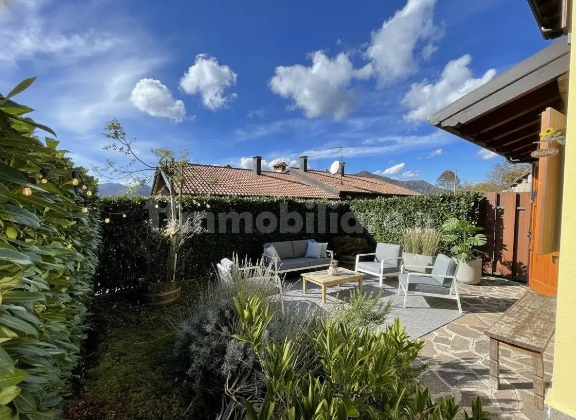 Appartamento in vendita a Costa Serina