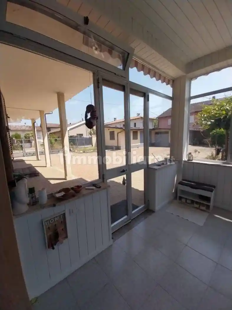 Villa unifamiliare, buono stato, 263 m², Mandrogne, Alessandria - foto 2