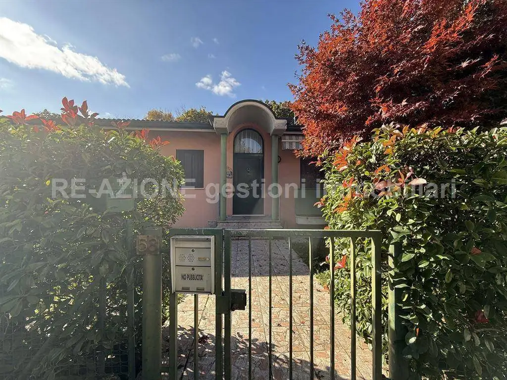 Villetta a schiera in affitto a Costabissara