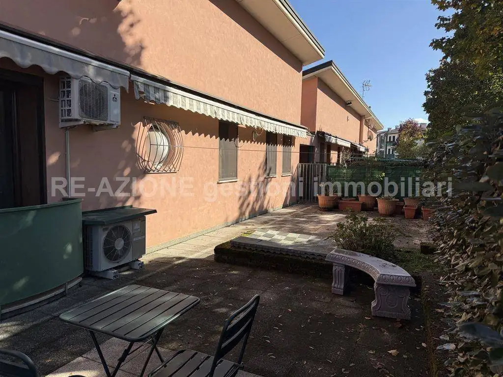 Villa a schiera via Gioberti, Centro, Costabissara - foto 3