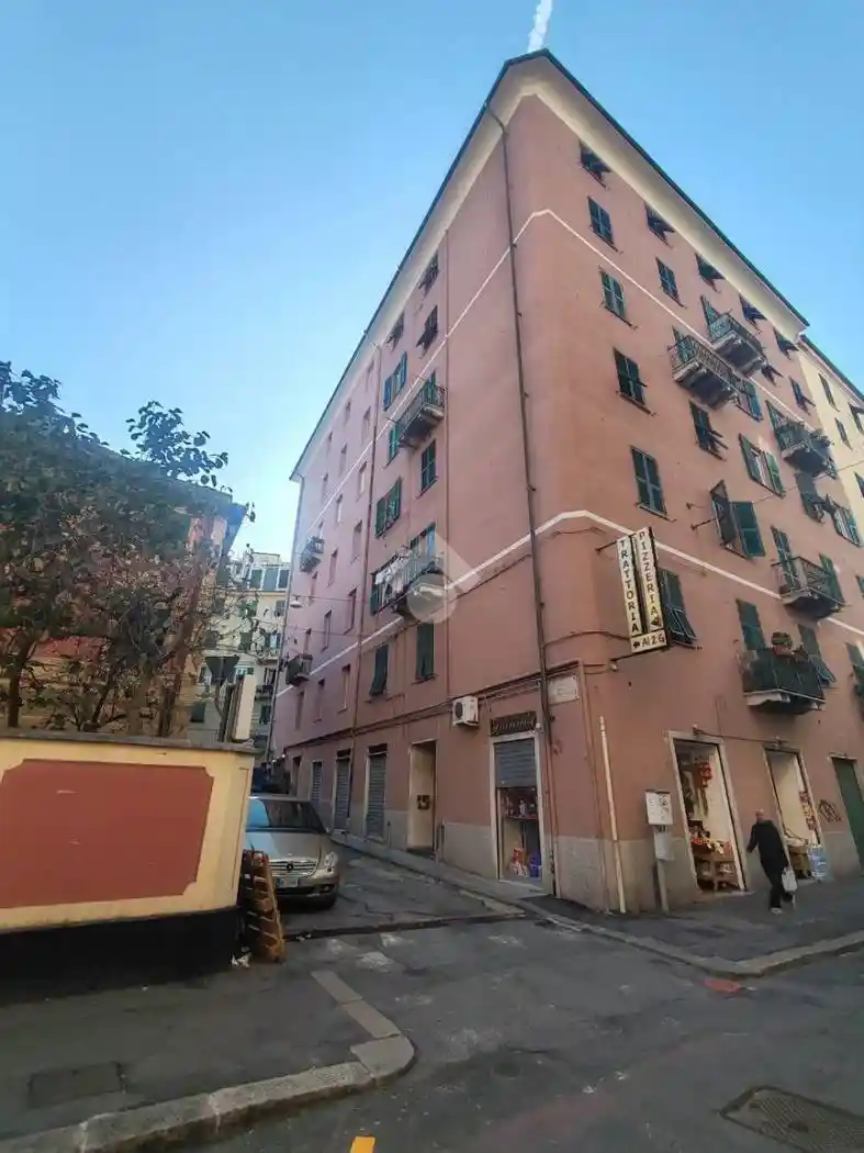 Appartamento in vendita a Genova