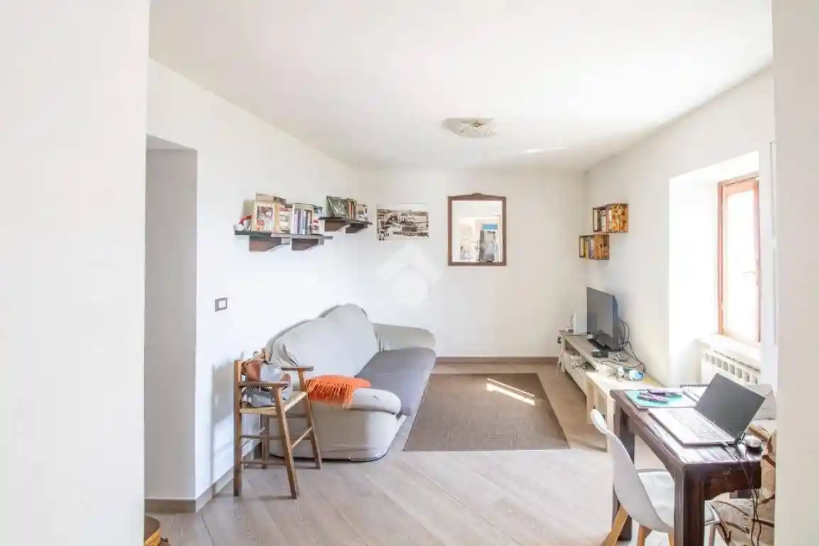 Terratetto unifamiliare via valle 28, Centro, Contigliano - foto 4