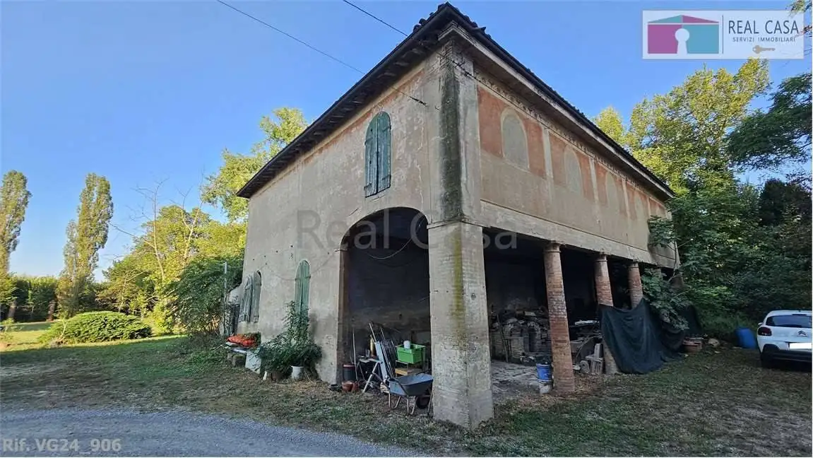 Rustico - Casale in vendita a Modena