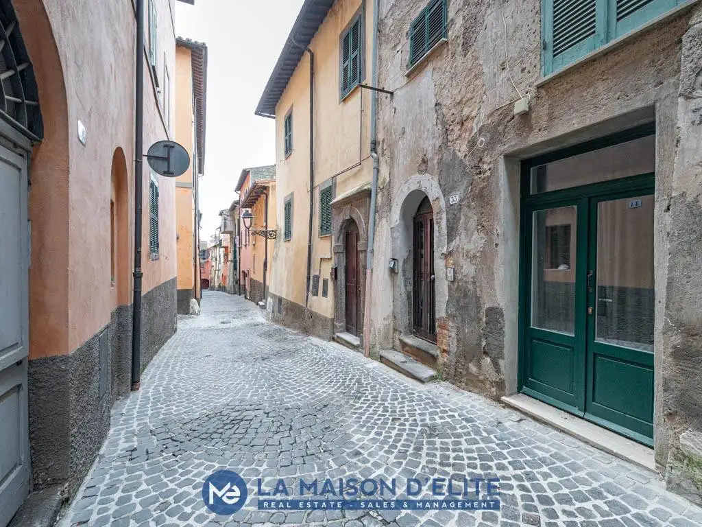 Trilocale via Regina Margherita 31, Centro, Canino - foto 3