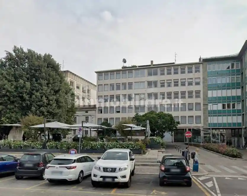 Bilocale piazza Matteotti 6, Centro, Bergamo - foto 2