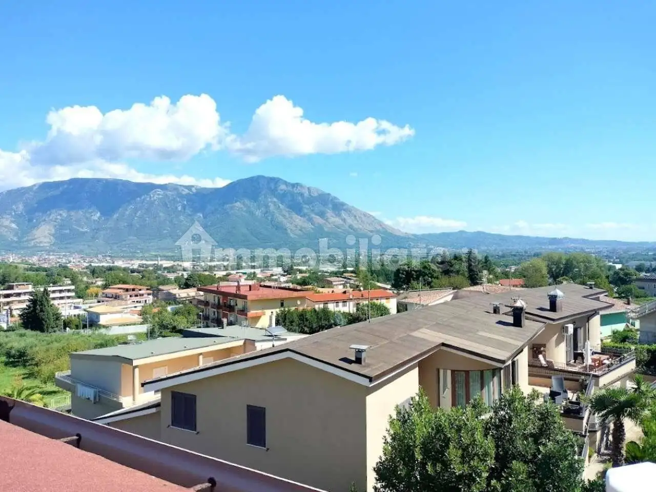 Quadrilocale buono stato, terzo piano, Arpaia - foto 2