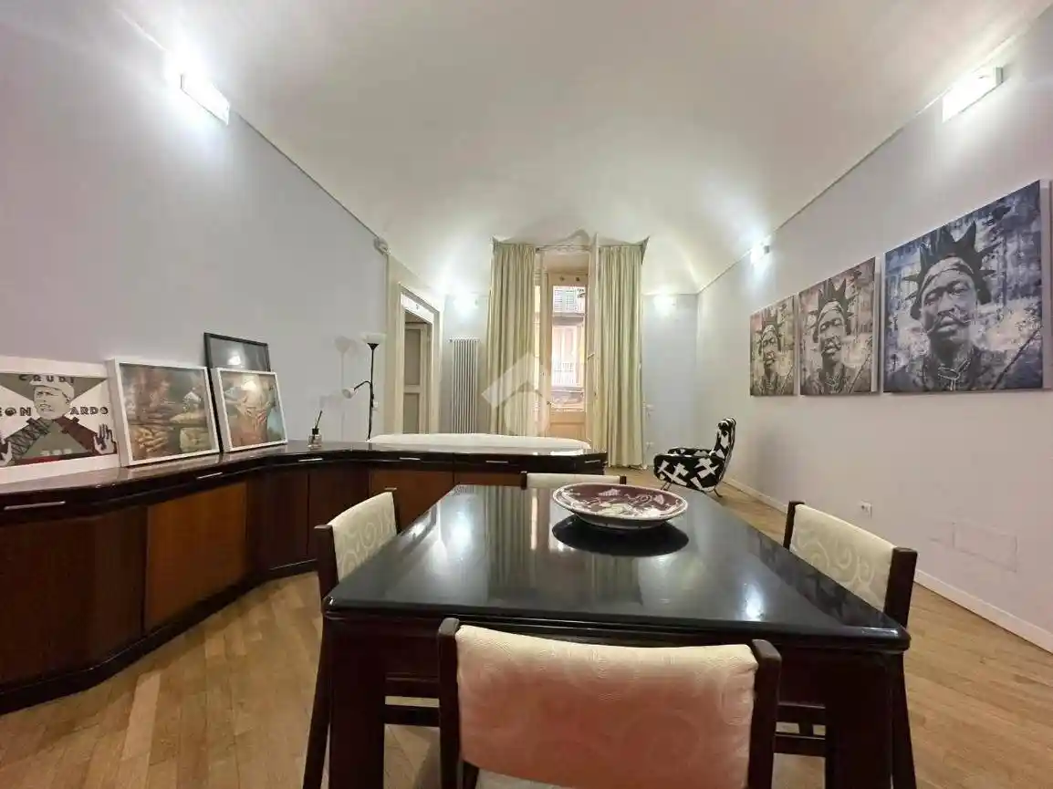 Bilocale via Monte di Dio, Chiaia, Napoli - foto 2