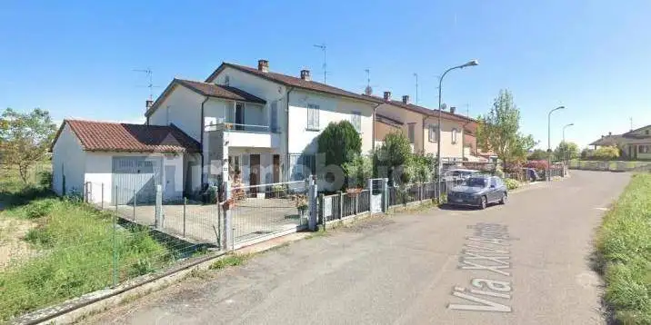 Villetta a schiera in asta a Cornale e Bastida
