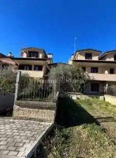 Villetta a schiera in vendita a Riano