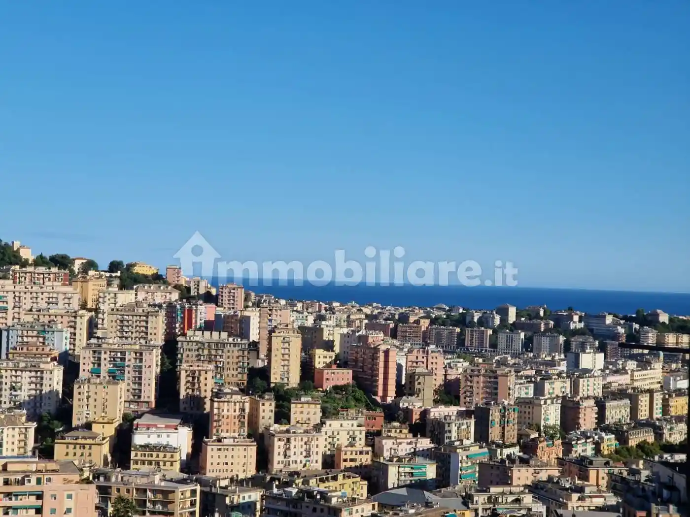 Appartamento in vendita a Genova