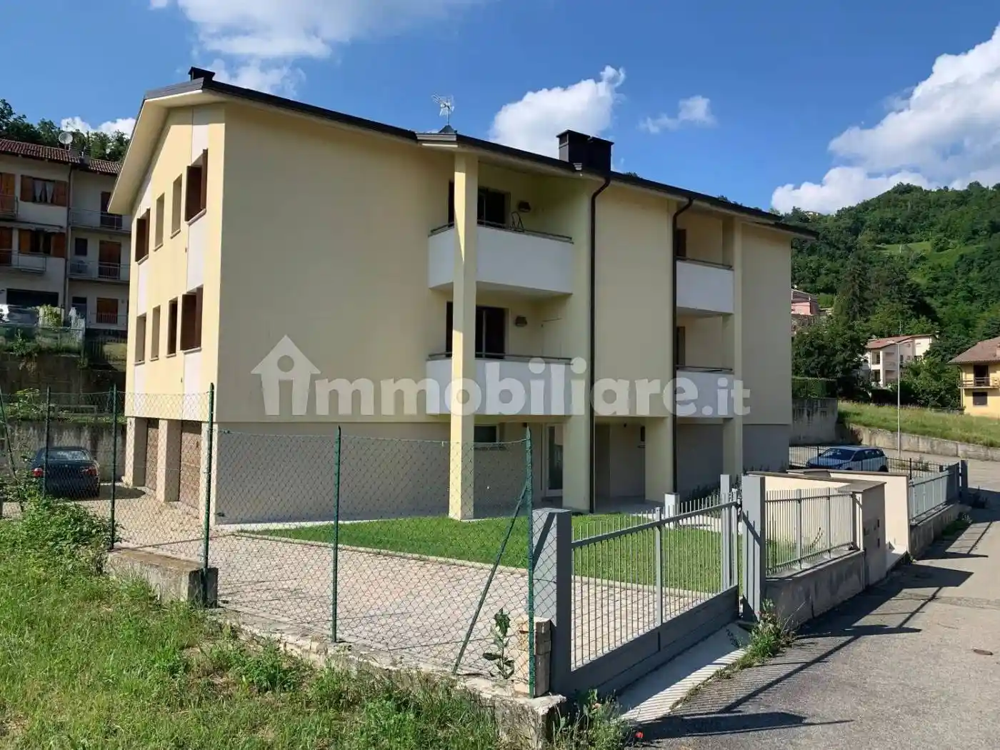 Trilocale via Degli Alpini, 2, Centro, Vetto - foto 2