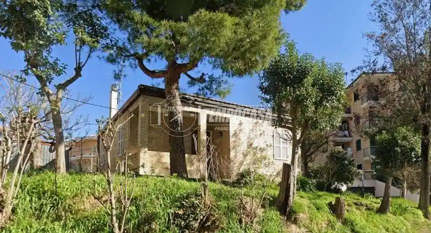 Casa indipendente in vendita a Sant'Elpidio a Mare