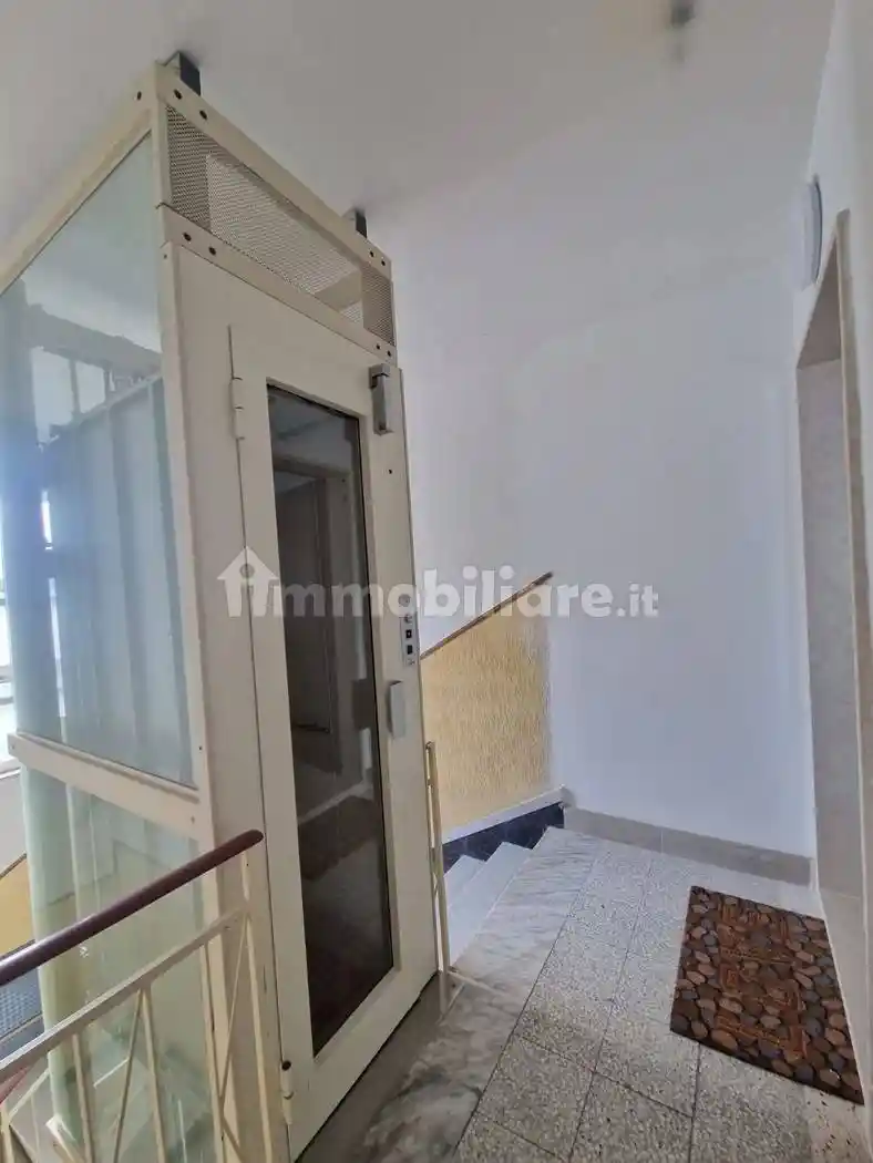 Trilocale via Sicilia, 39, Commenda, Brindisi - foto 2