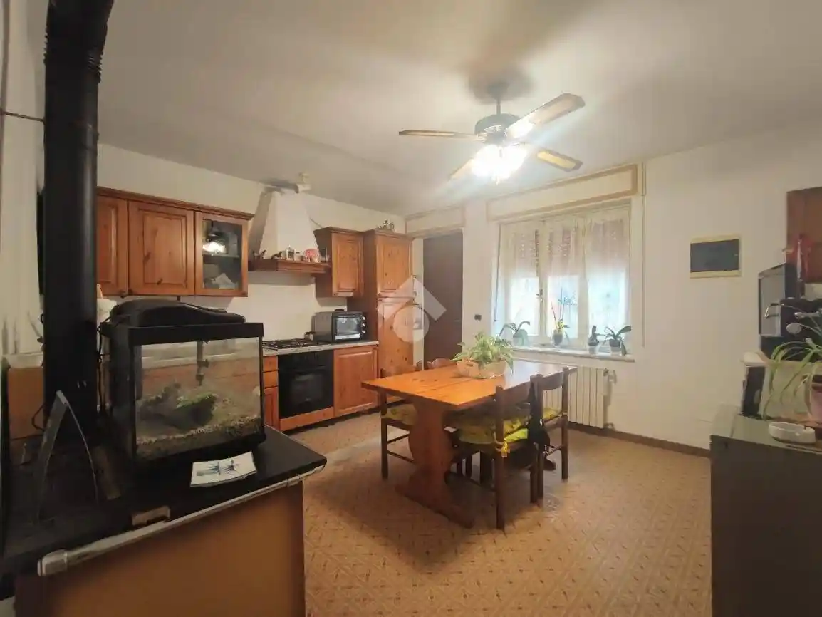 Terratetto plurifamiliare via Centrale 14, Carezzano Superiore, Carezzano - foto 2