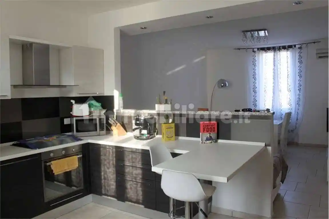 Appartamento in vendita a Montano Lucino